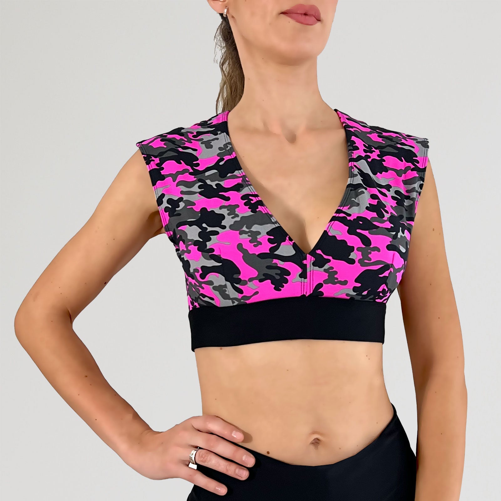 Pink camo sports bra online